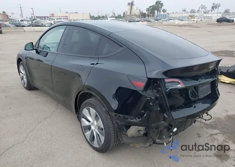 2021 Tesla Model Y Long Range Dual Motor All-Wheel Drive from USA, damaged, VIN 5YJYGDEE4MF256319